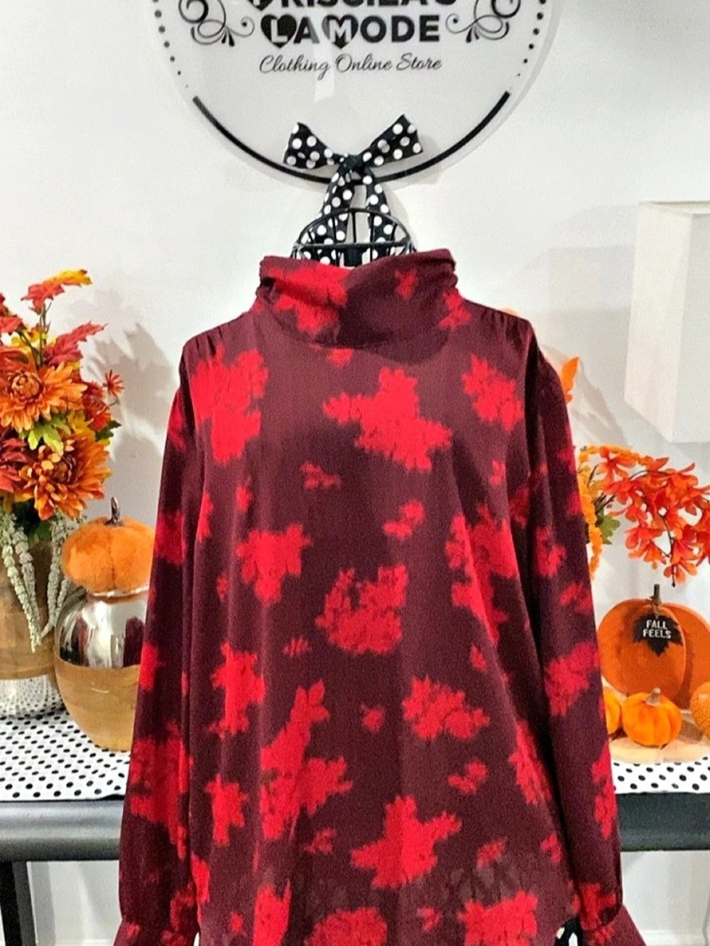 Ann Taylor Floral Blouse in Red & Burgundy Size L